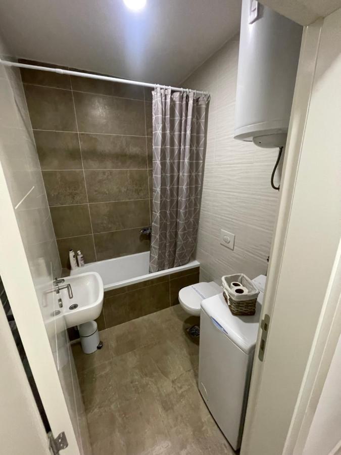 Appartamento Novi Sad Apartman Esterno foto