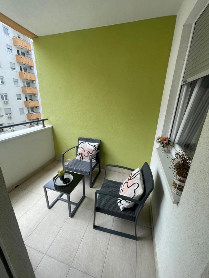 Appartamento Novi Sad Apartman Esterno foto